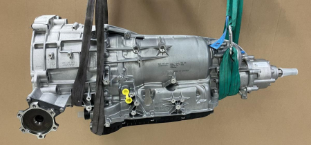 Audi A8/S8 quattro 8-speed automatic transmission UCJ 0D6 300 037 F / 0D6300037F with attachments (new)