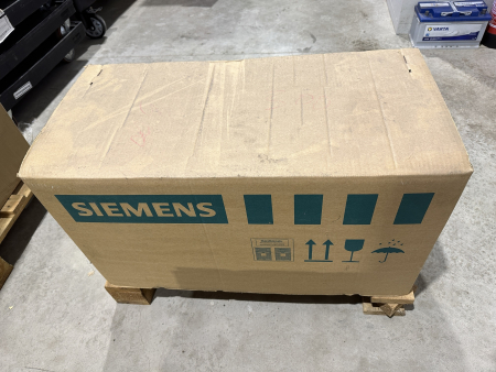 Siemens 1PV5135-4WS16-ZW11 55kW 225Nm electric motor water-cooled NEW