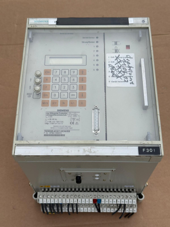 Siemens 7SD5035-4CA11-0CA0/EE Leitungsdifferentialschutzgerät (gebraucht)