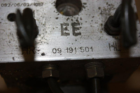 Preview: ABS hydraulic unit with control unit Opel 09191501 0265220582 0273004516 0265220583 530129 EE Bosch 0-265-220-582 0-273-004-516