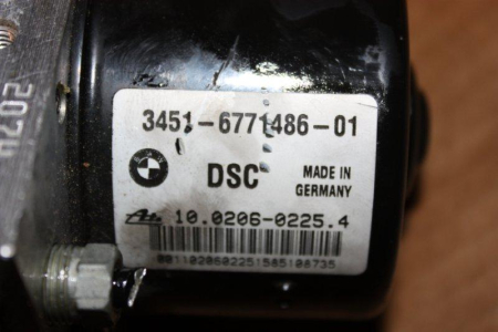 Preview: 34516771486  6771486 34526771487 6771487  ABS-DSC Hydraulik-Aggregat Steuergerät  E87 E90 E91 BMW