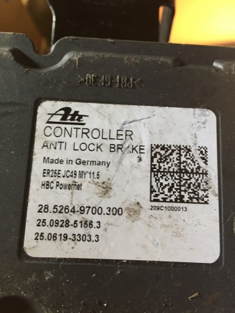 68076996AA ABS / ESP hydraulic module control unit Chrysler