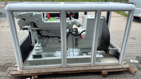 Northern Lights M1064D/40 Dieselgenerator 40/33kW John Deere 4045DF270 unbenutzt