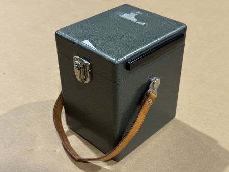 Thommen Revue Präzisions-Druckmessgerät Typ 18A3.101.02 bis 1 bar Messgerät im Transportkoffer gebraucht