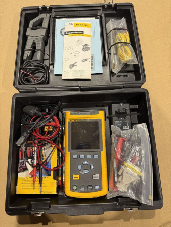 Preview: Fluke 43 Power Quality Analyzer Netzqualitätsanalysator 9444 000 43421 (gebraucht)