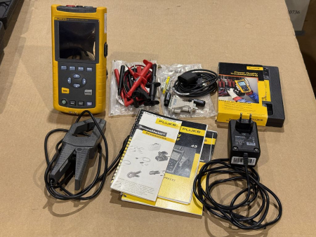 Fluke 43 Power Quality Analyzer Netzqualitätsanalysator 9444 000 43421 (gebraucht)