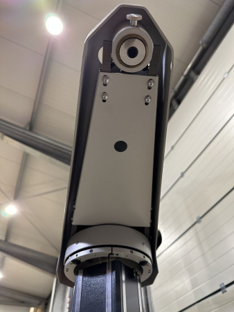 Zeiss counter holder hold-down device for coordinate measuring machines