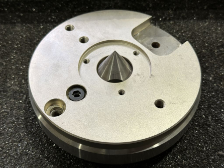 Zeiss counter holder hold-down device for coordinate measuring machines