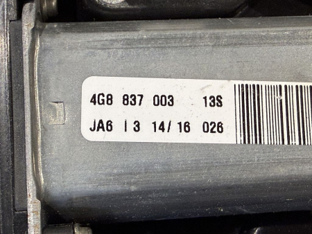 Preview: Audi RS7 Zuziehmotor Zuziehhilfe Türmodul links vorne 4G8837003 (gebraucht)