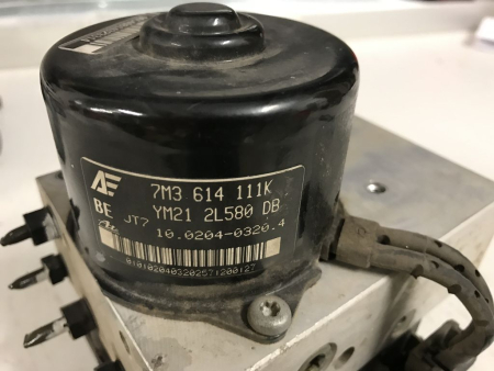Preview: 7M3614111K YM21-2L580-DB 1J0907379Q ABS / EDS hydraulic control unit control unit