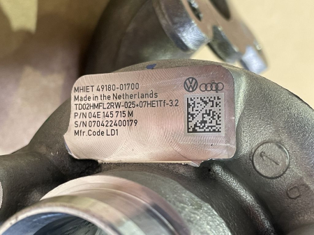 Preview: 04E145715M original VAG Turbocharger 1.4 Hybrid 6km