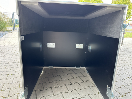 Flight case 190x83x105cm 200x87x122cm on wheels