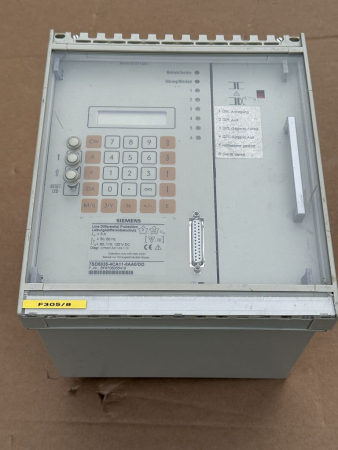 Siemens Line Differential Protection Leitungsschutzgerät 7SD5035-4CA11-0AA0/DD (gebraucht)
