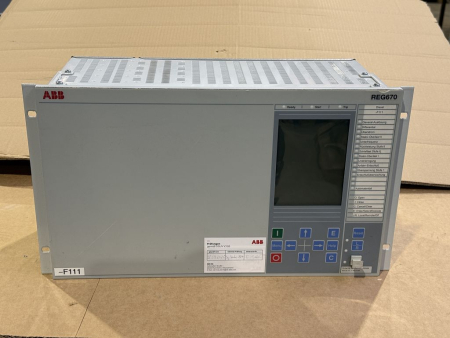ABB REG670 Generator Protection IED Schutzgerät 1MRK004826-BA REG670 (gebraucht)
