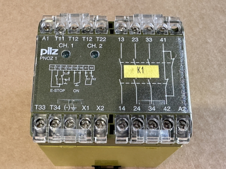 Preview: Pilz PN0Z1 24VAC 3S10 475600 Sicherheitsrelais