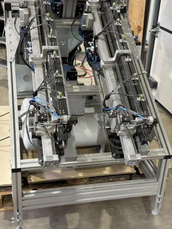 Preview: Böllhoff RIVTAC® Automation System for Bolt Setting (used, YOM 2017)