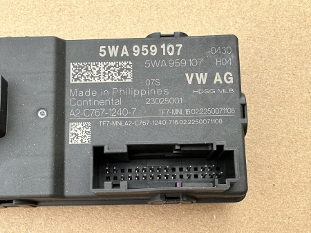 Preview: 5WA959107 original VAG control unit for tailgate NEW