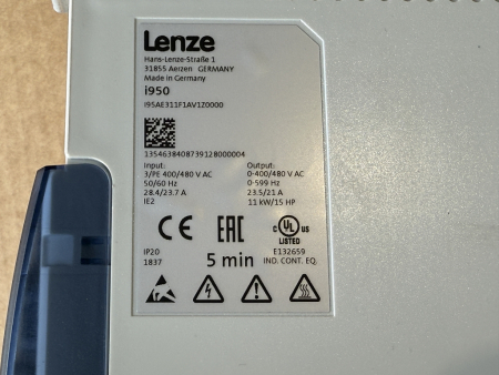 Preview: Lenze i950 Servo Drive Frequenzumrichter I95AE311F1AV10Z020 gebraucht