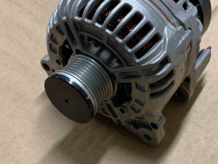 Preview: 03C903025F 0124525200 original VAG alternator generator 140A NEW