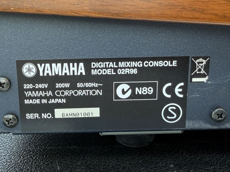 Preview: Yamaha O2R96 Digital Mixing Console inkl. Dante Erweiterung (sehr guter Zustand)