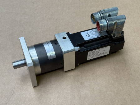Danaher Motion Servomotor AKM22E-ANBNR-00 mit Neugart PLE60 Planetengetriebe i=20 (gebraucht)