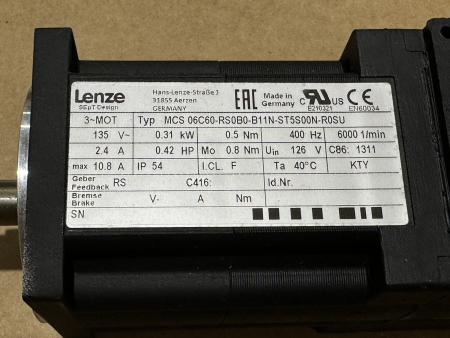 MCS 06C60-RS0B0-B11N-ST5S00N-R0SU 15064457 2975078 Lenze MCS Servomotor NEU