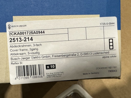 Preview: 10x Busch-Jaeger 2513-214 2CKA001725A0944 Abdeckrahmen 3-fach alpinweiß NEU