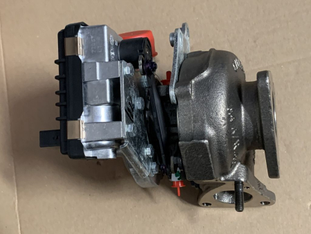 726422-5013S original Garrett turbocharger Jaguar S-Type XF XJ NEW