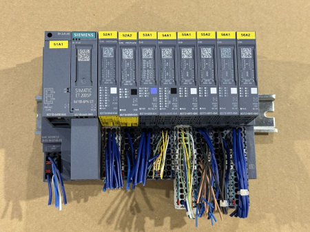 Siemens SIMATIC ET 200SP – IM155-6PN ST mit 9 I/O-Modulen – geprüft, gebraucht