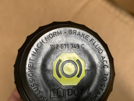 1K2611349C original VAG sealing cap for expansion tank NEW