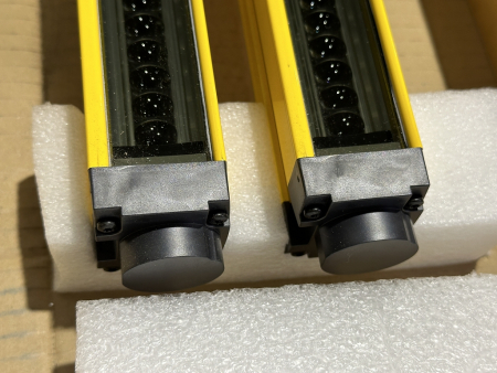 Preview: SICK C4000 Sicherheits-Lichtgitter C40E-0603CA010 1018640 neu Set