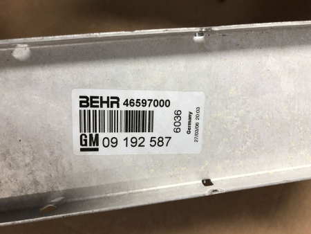 Preview: 9192587 1302413 Original Opel Ladeluftkühler Astra-G Zafira-A NEU