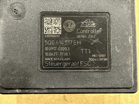 Preview: 5Q0614517EH 5Q0614517EHBEF 10.0220-1651.4 original VAG ABS unit control unit NEW