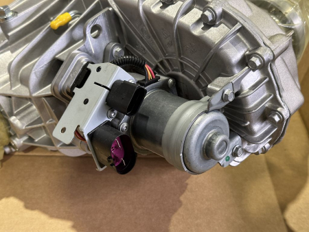 Preview: 0AD341011K original VAG transfer case Touareg 2007-2010 JXW KMK NEW