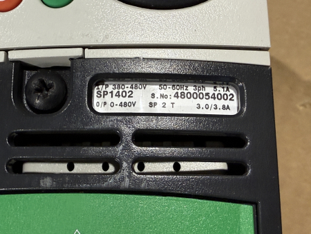 Emerson Unidrive SP1402 Frequenzumrichter mit SM-Keypad STDS41