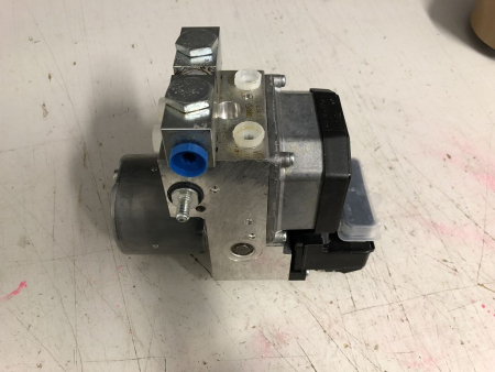 ABS-ASR unit control unit 8E0614111S 0265220445 0273004135 A4 A6 Passat NEW