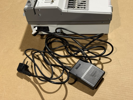 Preview: RENZ combi comfortplus – elektrische Stanz- & Bindemaschine (gebraucht)