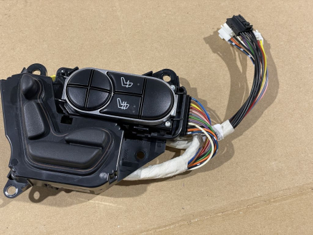 A2308217651 original Mercedes R230 Sitzverstellung Fahrerseite NEU