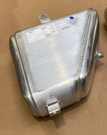 4M0616203F original Audi pressure accumulator left