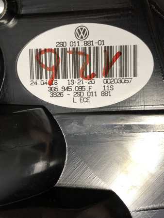 Preview: 3G5945095F LED-Schlussleuchte links aussen Passat 2017-- 126