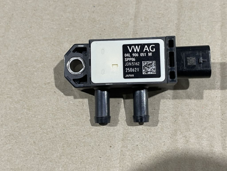 04L906051M original VAG differential pressure sensor NEW