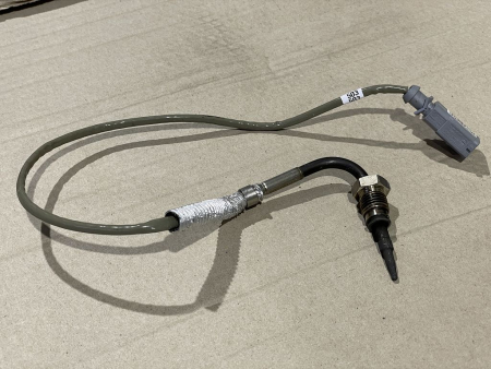05L906088CA original VAG exhaust gas temperature sensor NEW