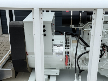 Northern Lights M1064D/40 Dieselgenerator 40/33kW John Deere 4045DF270 unbenutzt