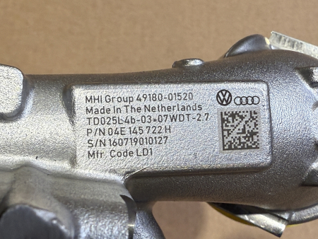 Preview: 04E145722H Original Audi Abgaskrümmer mit Abgasturbolader CVNA NEU