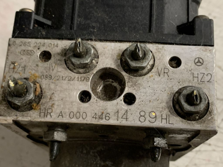 Preview: A0004461489 0265224014 0265900010 ABS / ASR hydraulic unit control unit Sprinter