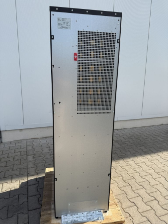 CYSCO ENERGY SFC 30 TT SFC30TT Spannungs-Frequenz-Wandler mit 2× Spannungswandlern