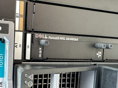 Dell PowerEdge M1000e BMX01 Blade Chassis server rack iKVM CMC Force10 MXL 10/40GbE used