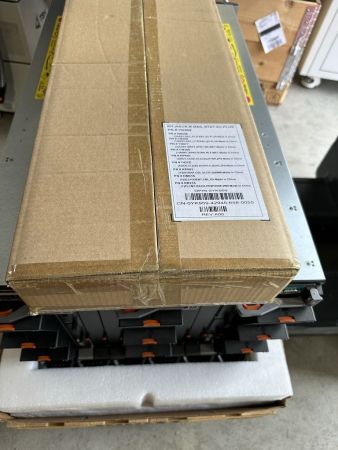Dell PowerEdge M1000e BMX01 Blade Chassis server rack iKVM CMC Force10 MXL 10/40GbE used