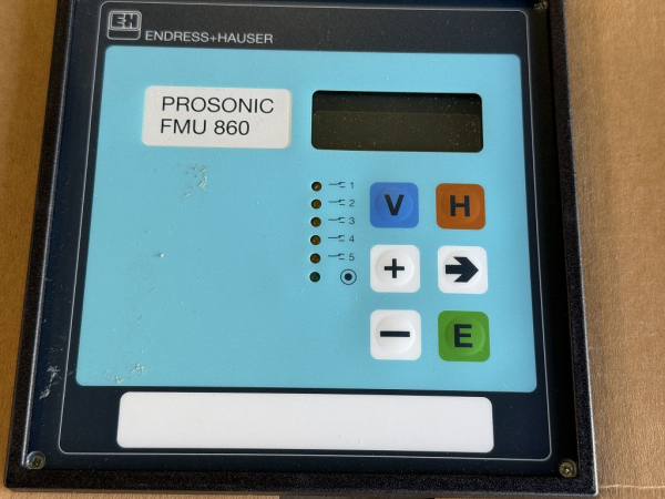 Endress+Hauser Prosonic FMU860 Füllstandmessgerät FMU860-R7D1A1 unbenutzt
