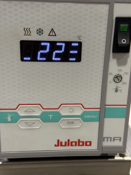 JULABO F25 Umlaufkühler Kältebad Thermostat MA 10197901 (defekt)